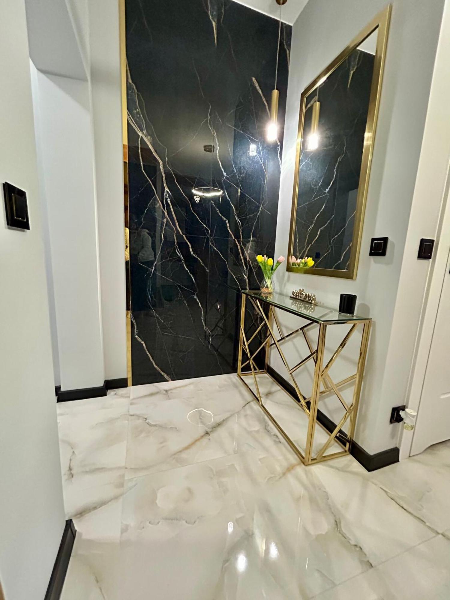 Golden Luxury Suite Nowy Dwór Mazowiecki 외부 사진